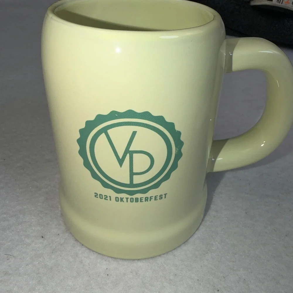 VP 2021 Oktoberfest Beer Stein Mug Ceramic‎ Pale Yellow 5
